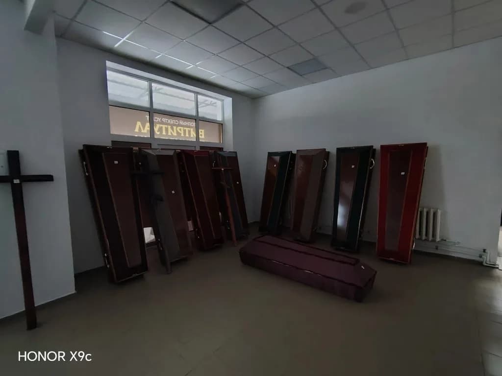 Ритуальный магазин на Московском — выставка гробов